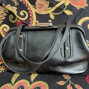 Letisse vintage black leather purse